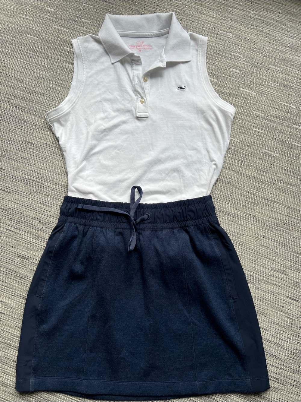 Vineyard Vines White Sleeveless Polo Tank with Navy Whale